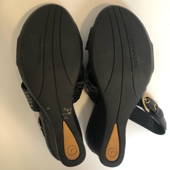 Rockport Black Sandals with Buckle EUC - Picture 7 of 10
